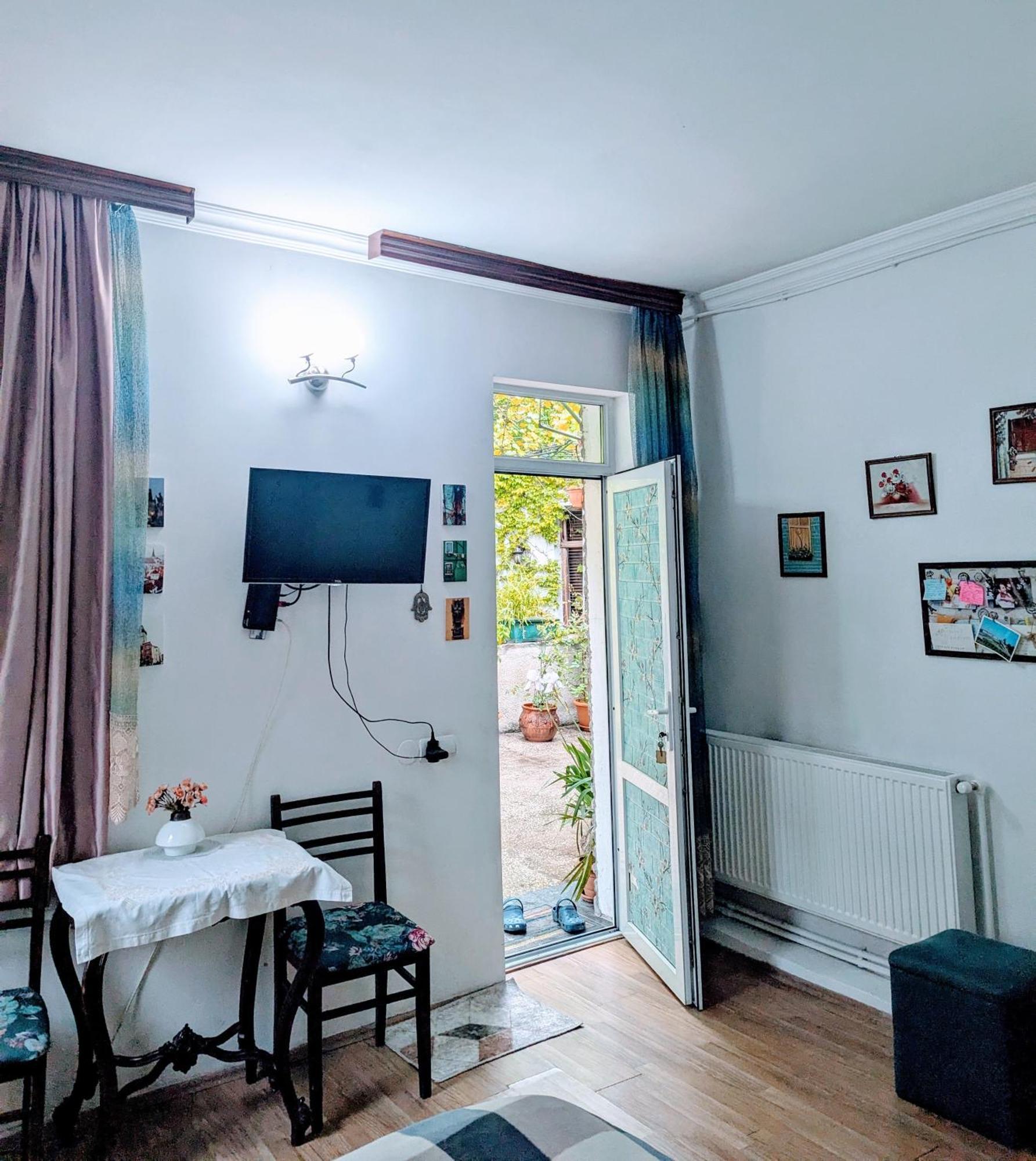 טביליסי Guest House Marina מראה חיצוני תמונה